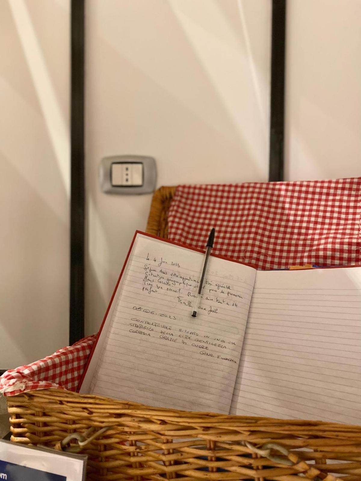Altrelli Rooms 科拉托 外观 照片